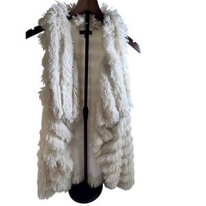 TCEC Ivory Shaggy Faux Fur Tiered Fringe Vest Womens Medium CV1028 Cream Boho